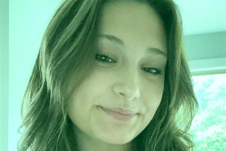 Avery, 28 — Escort in Erlanger, United States
