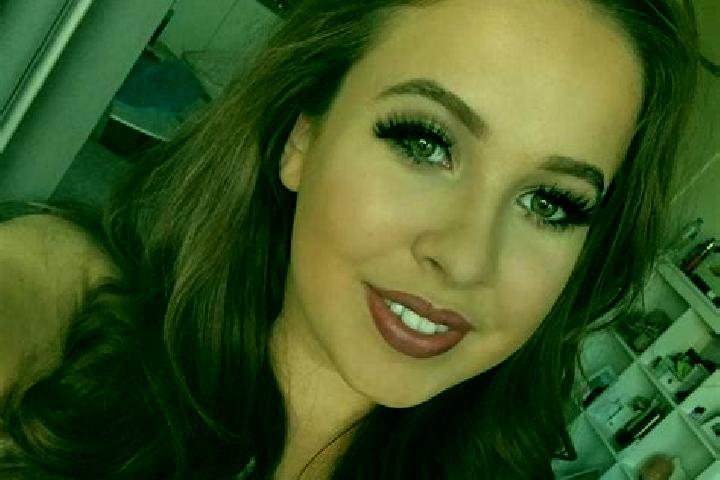 Avery, 29, a brunette grey-eyed caribbean companion based in Tuessling. Offering Couples, A-Level, Overnight, Striptease. Available for incall and outcall, o...