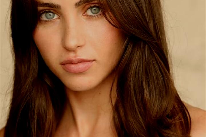 Avery, 29, a brunette grey-eyed caribbean companion based in Zangberg. Offering BDSM, Party Girl, GFE, Domination, Tantra. Available for incall and outcall, ...