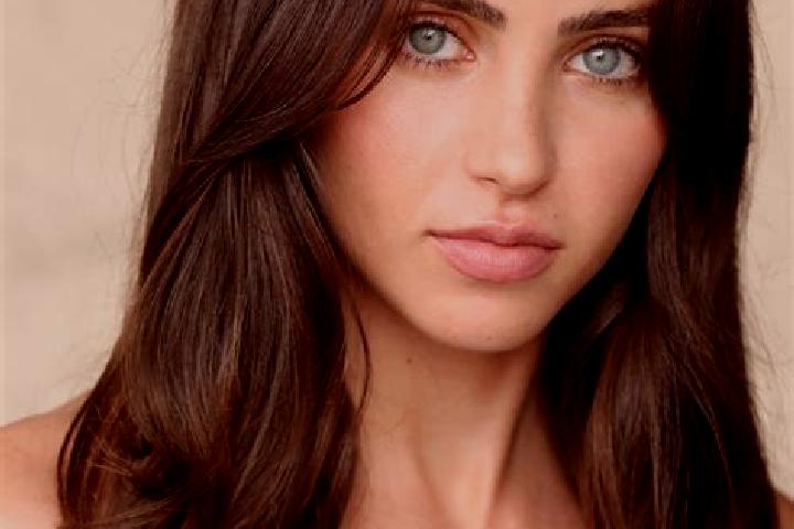 Avery, 29, a brunette hazel-eyed latina companion based in Cerfignano. Offering Girlfriend Experience, Overnight, GFE, Couples. Available for incall and outc...