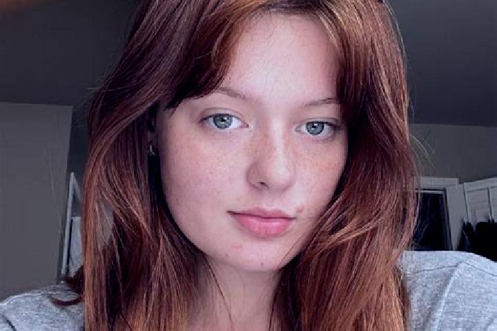 Avery, 29, a red grey-eyed european companion based in Neulliac. Offering Girlfriend Experience, Couples, Prostate Massage. Available for incall and outcall,...