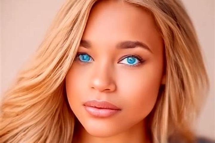 Avery, 30, a dark blonde blue-eyed latina companion based in Geleen. Offering Overnight, A-Level, Party Girl, Roleplay. Available for incall and outcall, day...