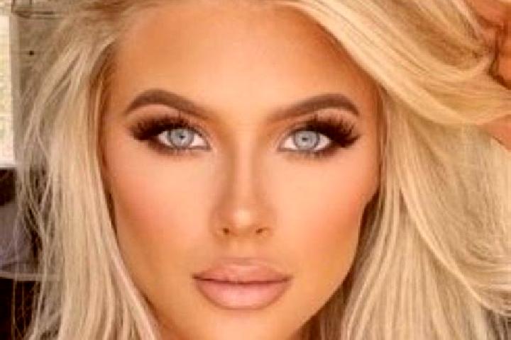 Avery, 30, a platinum blonde hazel-eyed mixed companion based in Peterhead. Offering Girlfriend Experience, OWO, GFE. Available for incall and outcall, day a...