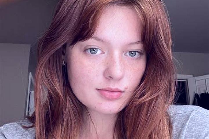 Avery, 31, a red grey-eyed latina companion based in Havrylivka. Offering Deep French Kissing, Dinner Date, Massage. Available for incall and outcall, day an...