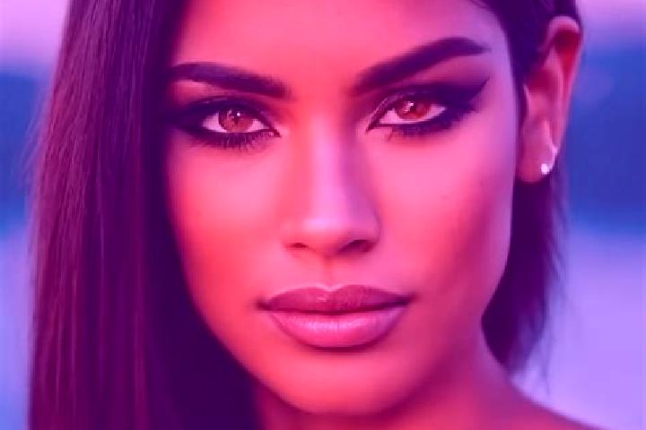 Avery, 32, a black green-eyed latina companion based in Ryzdvyanyy. Offering A-Level, Erotic Massage, OWO. Available for incall and outcall, overnight bookin...