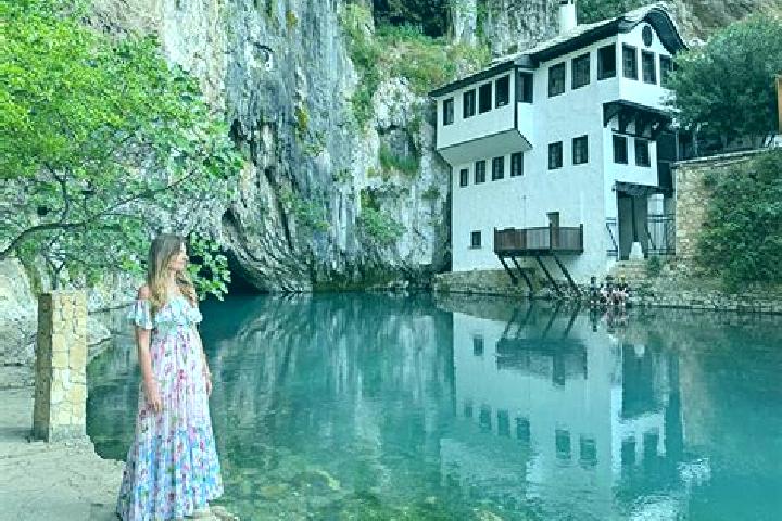 Avery, 33 — Escort in Blagaj, Bosnia and Herzegovina
