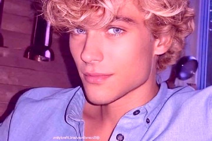 Avery, 34, a blonde blue-eyed middle eastern companion based in Ranum. Offering Roleplay, Deep French Kissing, BDSM. Available for incall and outcall, day an...