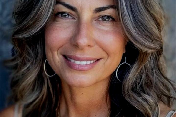 Avery, 34, a brunette grey-eyed caucasian companion based in Nozice. Offering Overnight, Fetish, Deep French Kissing. Available for incall and outcall, overn...