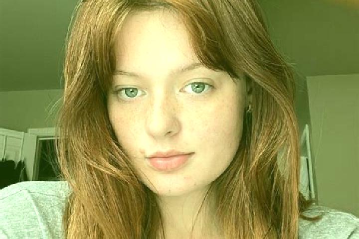 Avery, 34, a red grey-eyed slavic companion based in Drajna de Sus. Offering Couples, GFE, OWO, Dinner Date. Available for incall and outcall, overnight book...