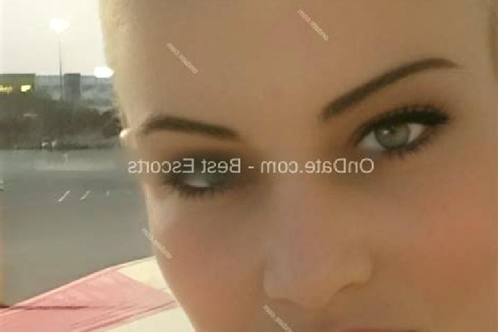 Avery, 34 — Escort in At Tamani ah, Syria