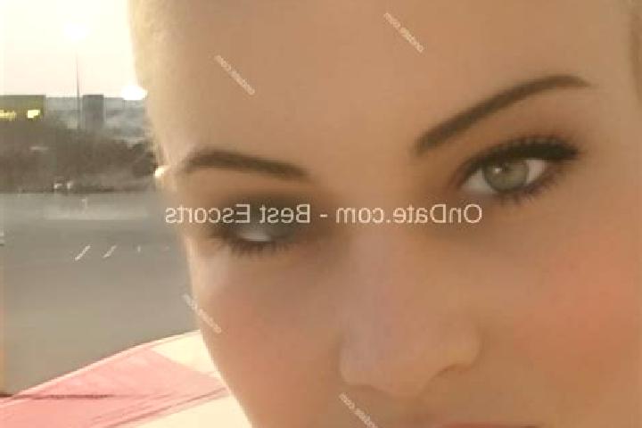 Avery, 34 — Escort in Jaars, United States