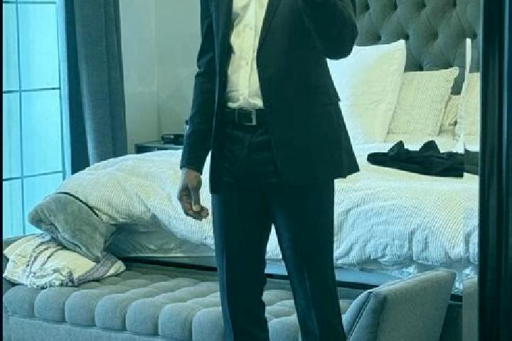 Avery, 35, a black dark-eyed european companion based in Fernando Pedroza. Offering Erotic Massage, OWO, Domination, BDSM, Prostate Massage. Available for in...