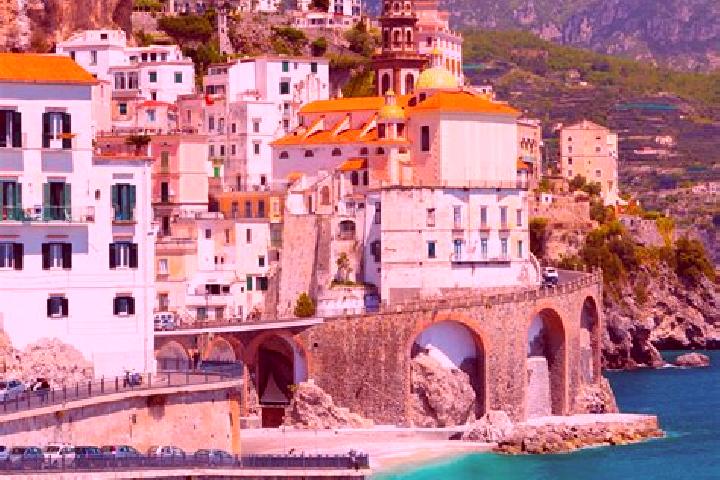 Avery, 35 — Escort in Levone, Italy