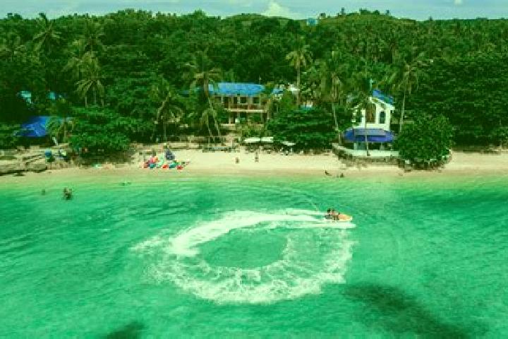 Avery, 35 — Escort in Tuburan, Philippines