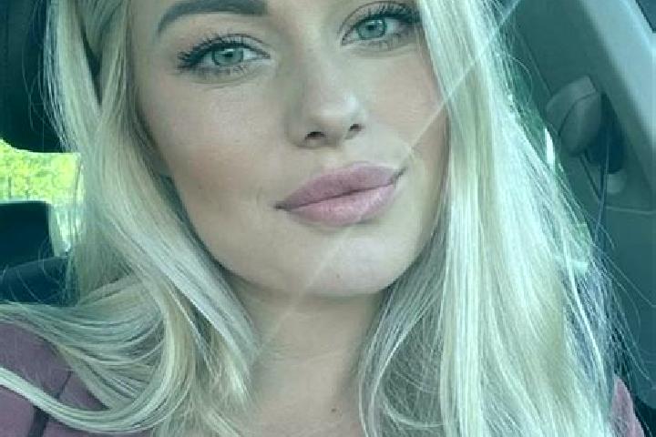 Avery, 36, a blonde hazel-eyed mediterranean companion based in North Lauderdale. Offering Dinner Date, BDSM, 69, Couples. Available for incall and outcall, ...