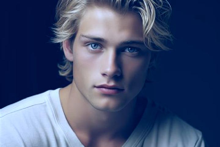 Avery, 37, a chestnut amber-eyed european companion based in Reith bei Seefeld. Offering Couples, Roleplay, Deep French Kissing. Available for incall and out...