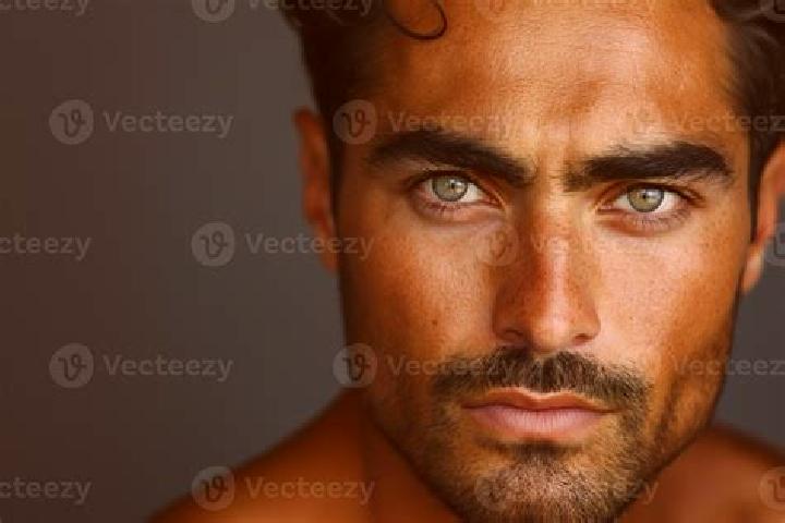 Avery, 37, a chestnut dark-eyed middle eastern companion based in Harmony. Offering Overnight, Couples, Girlfriend Experience. Available for incall and outca...
