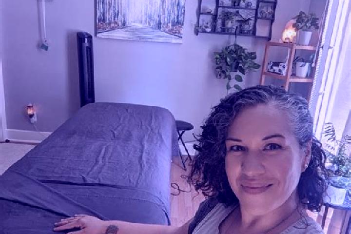 Avery, 38, a dark blonde dark-eyed asian companion based in Foster. Offering A-Level, Fetish, Erotic Massage. Available for incall and outcall, day and eveni...