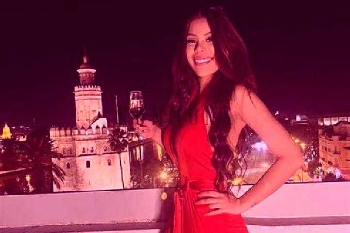 Avery, 38, a red dark-eyed asian companion based in Shengang. Offering Travel Companion, Striptease, Girlfriend Experience, Party Girl, GFE. Available for in...