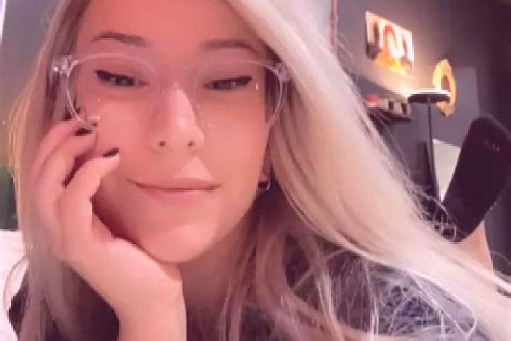 Avery, 39, a blonde grey-eyed caucasian companion based in Yalga. Offering Erotic Massage, A-Level, GFE, Travel Companion. Available for incall and outcall, ...
