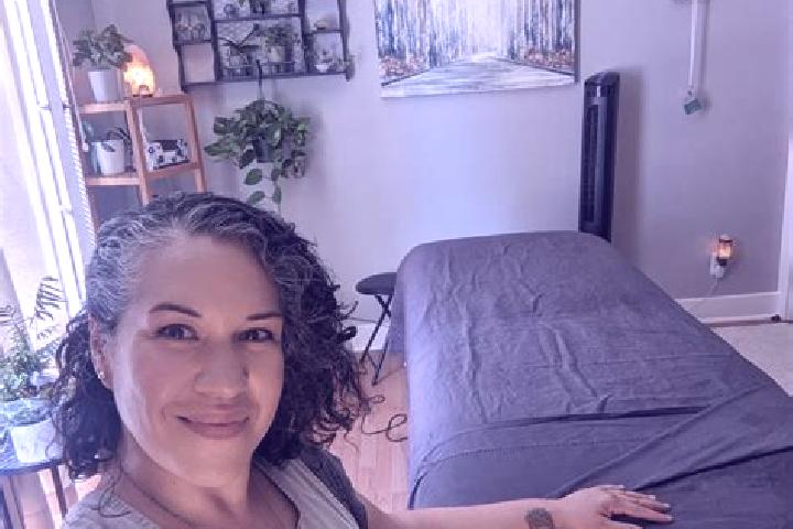 Avery, 39, a chestnut blue-eyed mixed companion based in Dydnia. Offering Tantra, Massage, Striptease, Roleplay, Erotic Massage. Available for incall and out...