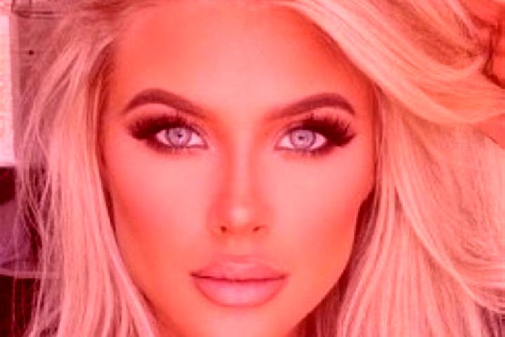 Avery, 39, a platinum blonde hazel-eyed ebony companion based in Lekor Barat. Offering CIM, Party Girl, BDSM, Striptease. Available for incall and outcall, o...