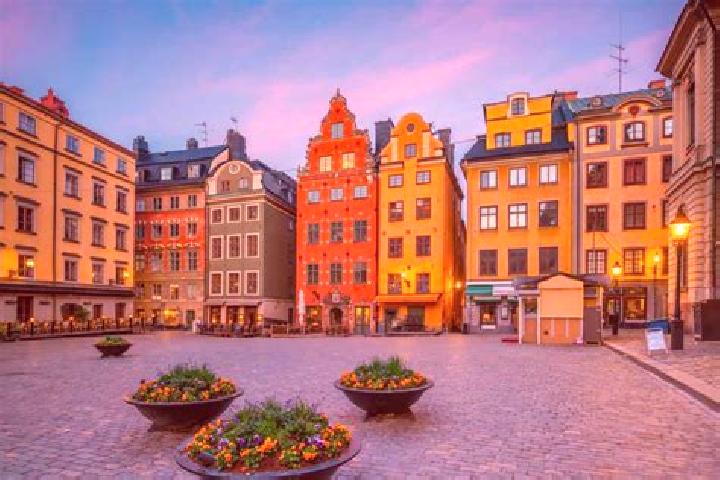 Browse escort listings across 27 pages of cities in Sweden. Local companions, services and rates. Page 19 of 27.