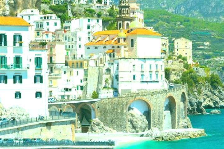 Chloe, 20 — Escort in Capodarco, Italy
