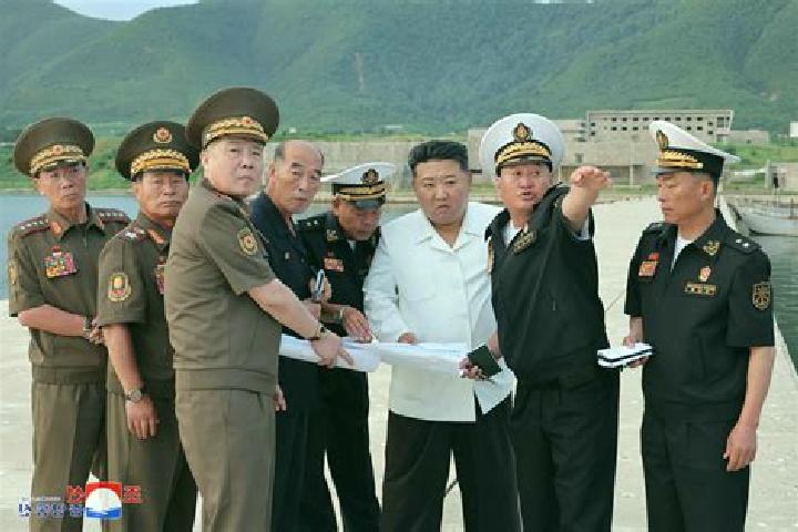 Chloe, 20 — Escort in Hau-ri, North Korea