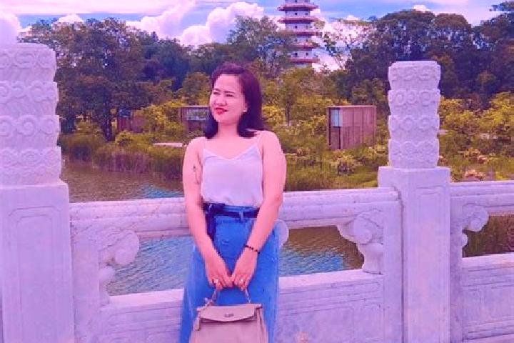 Chloe, 20 — Escort in Kunyang, China