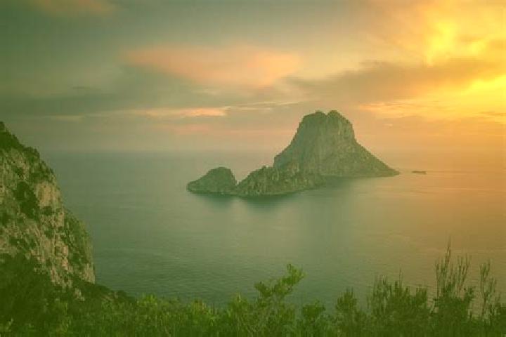 Chloe, 20 — Escort in Vedra, Spain