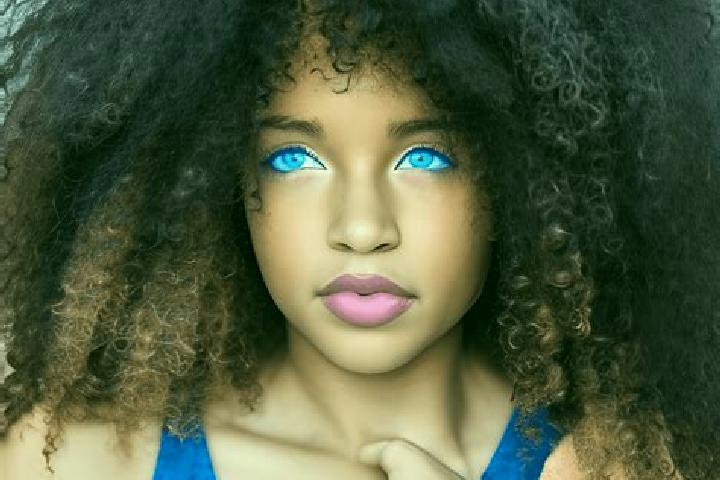 Chloe, 21, a black blue-eyed mixed companion based in Poraz. Offering Roleplay, Travel Companion, Fetish, A-Level. Available for incall and outcall, overnigh...