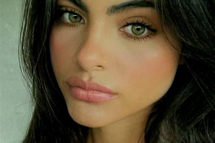 Chloe, 21, a dark blonde hazel-eyed middle eastern companion based in Machico. Offering Fetish, A-Level, Girlfriend Experience, Dinner Date. Available for in...