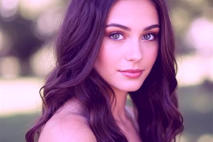 Chloe, 21, a red hazel-eyed caribbean companion based in La Magdalena Cuextotitla. Offering Couples, OWO, 69, Girlfriend Experience, Massage. Available for i...