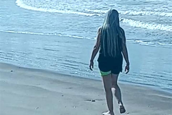 Chloe, 21 — Escort in Mar de Espanha, Brazil
