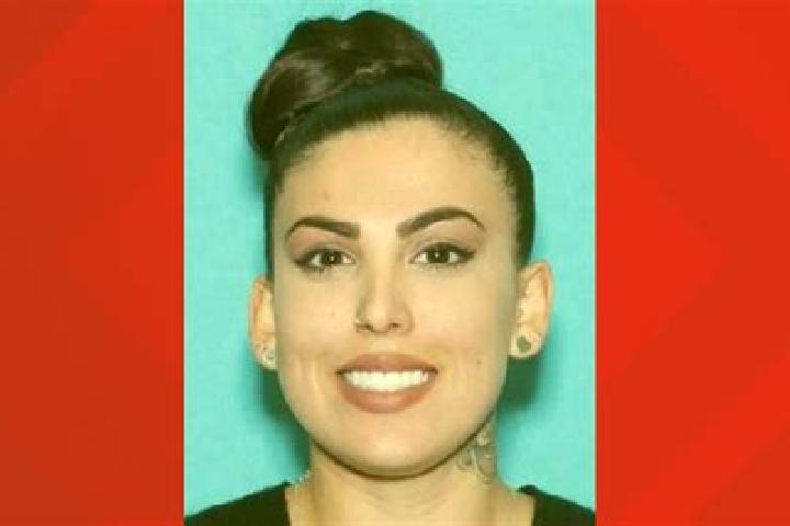 Chloe, 21 — Escort in Maryvale, United States