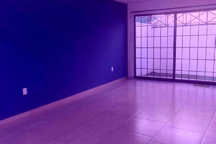 Chloe, 21 — Escort in Rancho Alegre [Fraccionamiento], Mexico