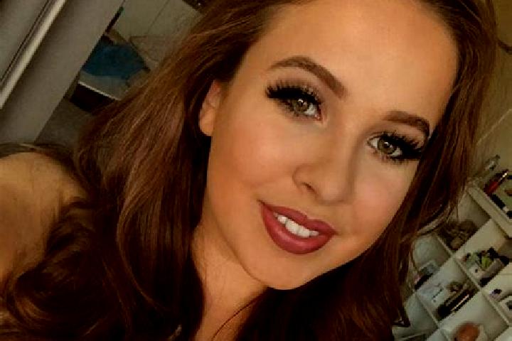 Chloe, 22, a black brown-eyed caribbean companion based in Beldon. Offering A-Level, Domination, 69, CIM. Available for incall and outcall, day and evening d...