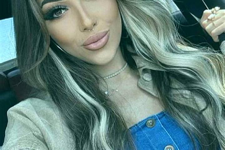 Chloe, 22, a dark blonde brown-eyed middle eastern companion based in Bom Despacho. Offering Duos, Girlfriend Experience, Fetish. Available for incall and ou...