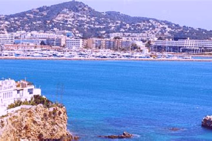 Chloe, 22 — Escort in Bahabon, Spain