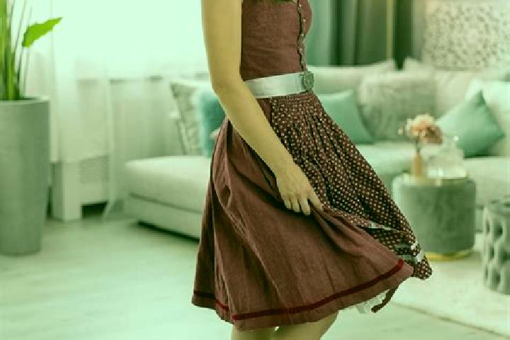 Chloe, 22 — Escort in Dragoesti, Romania
