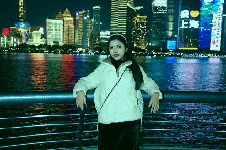 Chloe, 22 — Escort in Sanchagang, China