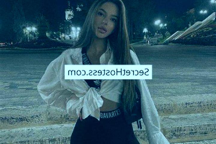 Chloe, 22 — Escort in Zagreb, Croatia