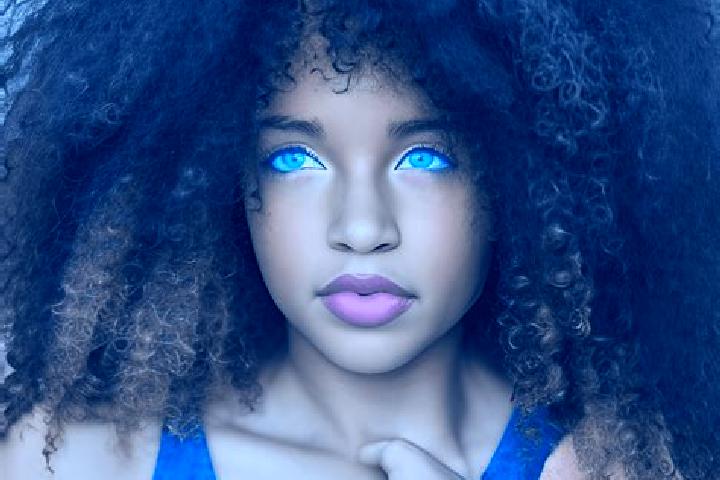 Chloe, 23, a black blue-eyed ebony companion based in Garganta del Villar. Offering Massage, Deep French Kissing, Party Girl, A-Level, Roleplay. Available fo...