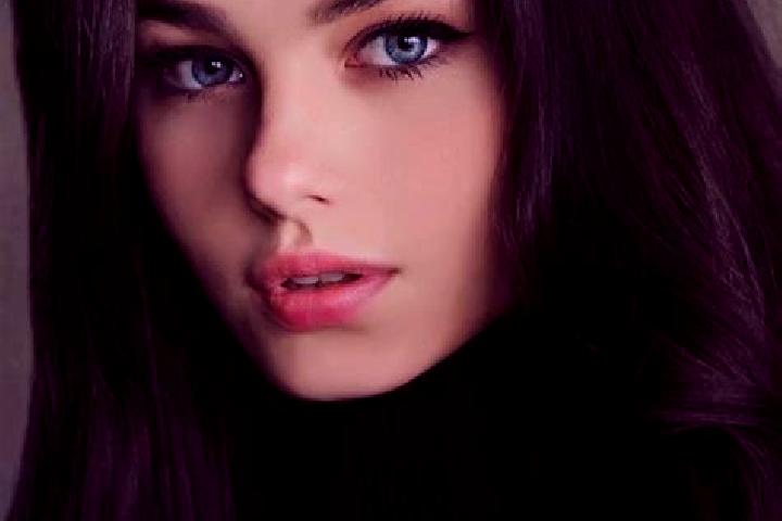 Chloe, 23, a chestnut dark-eyed slavic companion based in Pataruman. Offering Girlfriend Experience, Striptease, Overnight, 69. Available for incall and outc...