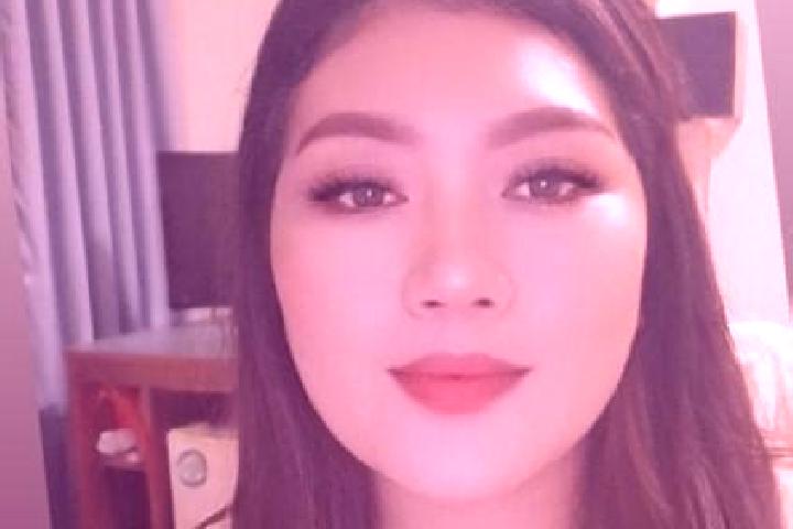 Chloe, 23, a dark blonde dark-eyed asian companion based in Chatelus-Malvaleix. Offering Prostate Massage, Tantra, Party Girl, Dinner Date, Erotic Massage. A...