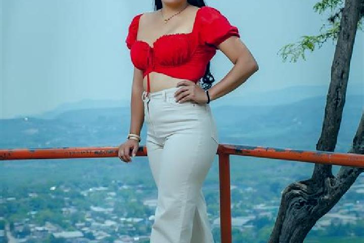 Chloe, 23 — Escort in Cajaruro, Peru