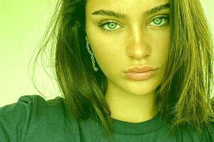 Chloe, 24, a brunette blue-eyed asian companion based in Franklin. Offering Tantra, Striptease, Party Girl. Available for incall and outcall, overnight booki...