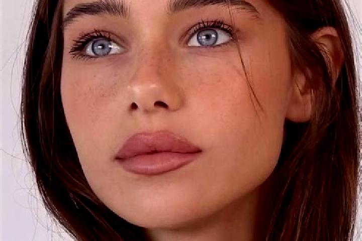 Chloe, 24, a brunette brown-eyed ebony companion based in Schrozberg. Offering Overnight, Massage, Girlfriend Experience, A-Level, Deep French Kissing. Avail...