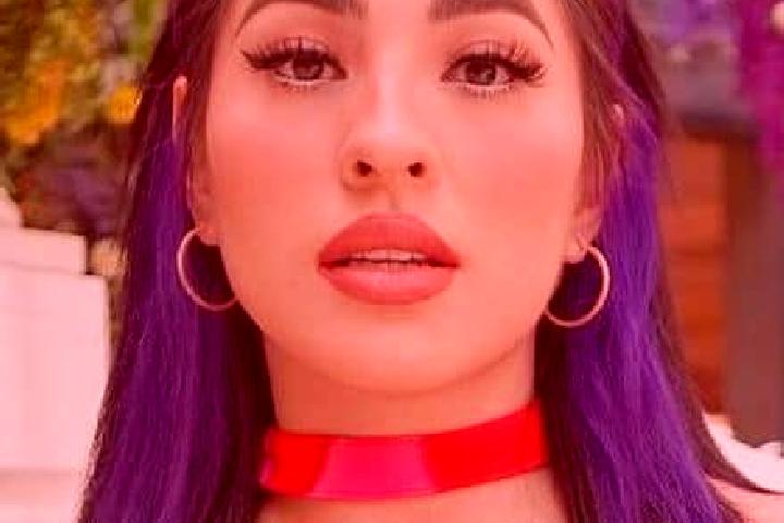 Chloe, 24 — Escort in Bustillo de Chaves, Spain